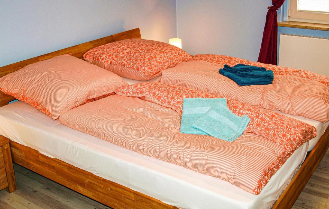 3 Bedroom Beautiful Home In Neubrandenburg Bagian luar foto