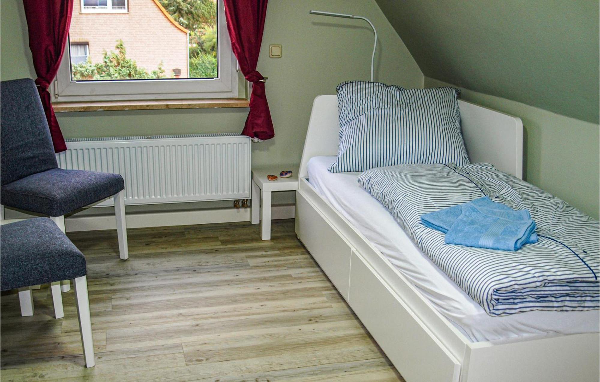 3 Bedroom Beautiful Home In Neubrandenburg Bagian luar foto